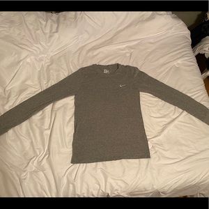 Nike Men’s Long Sleeve Tee Size S